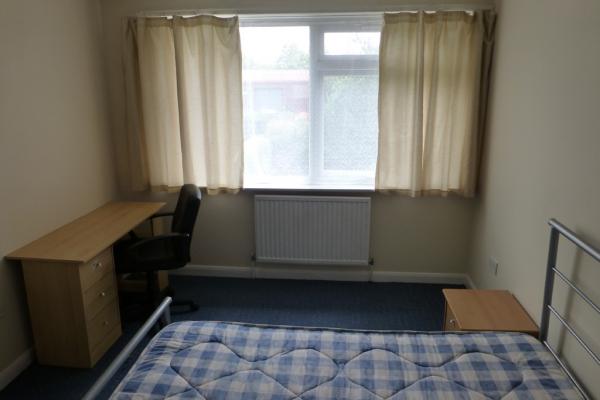 5 Bedroom Fully Furnished House36 Kemsing Gardens, Canterbury, KENT, Canterbury, CT2 7RF